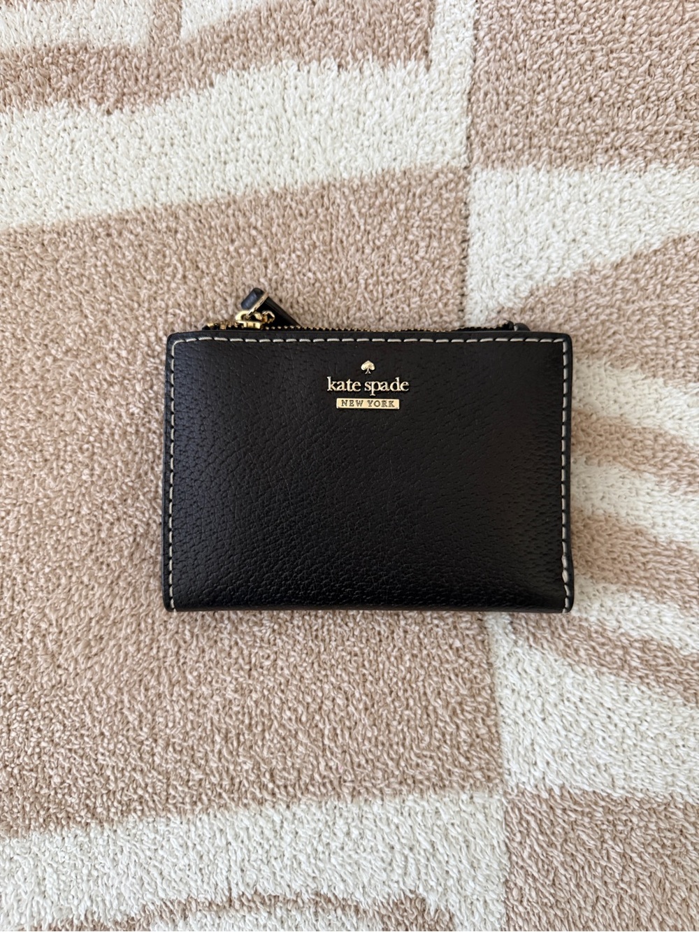 kate spade Black Leather Zip Card Holder with Contrast Stitching